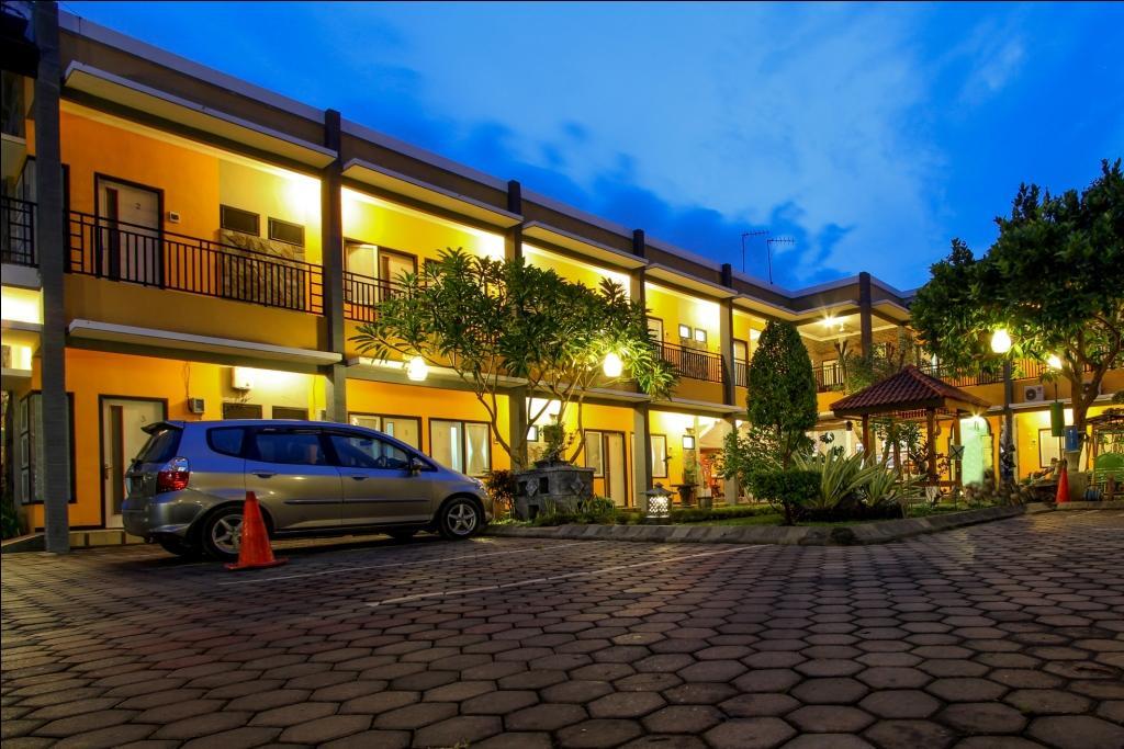 Guest House Rumah Wahidin Syariah Проболинго Екстериор снимка