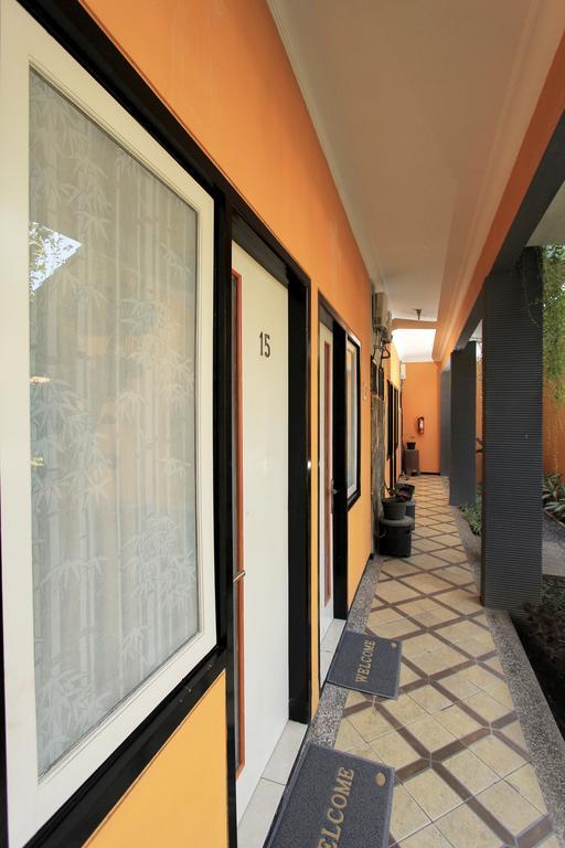 Guest House Rumah Wahidin Syariah Проболинго Екстериор снимка