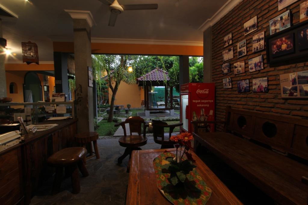 Guest House Rumah Wahidin Syariah Проболинго Екстериор снимка